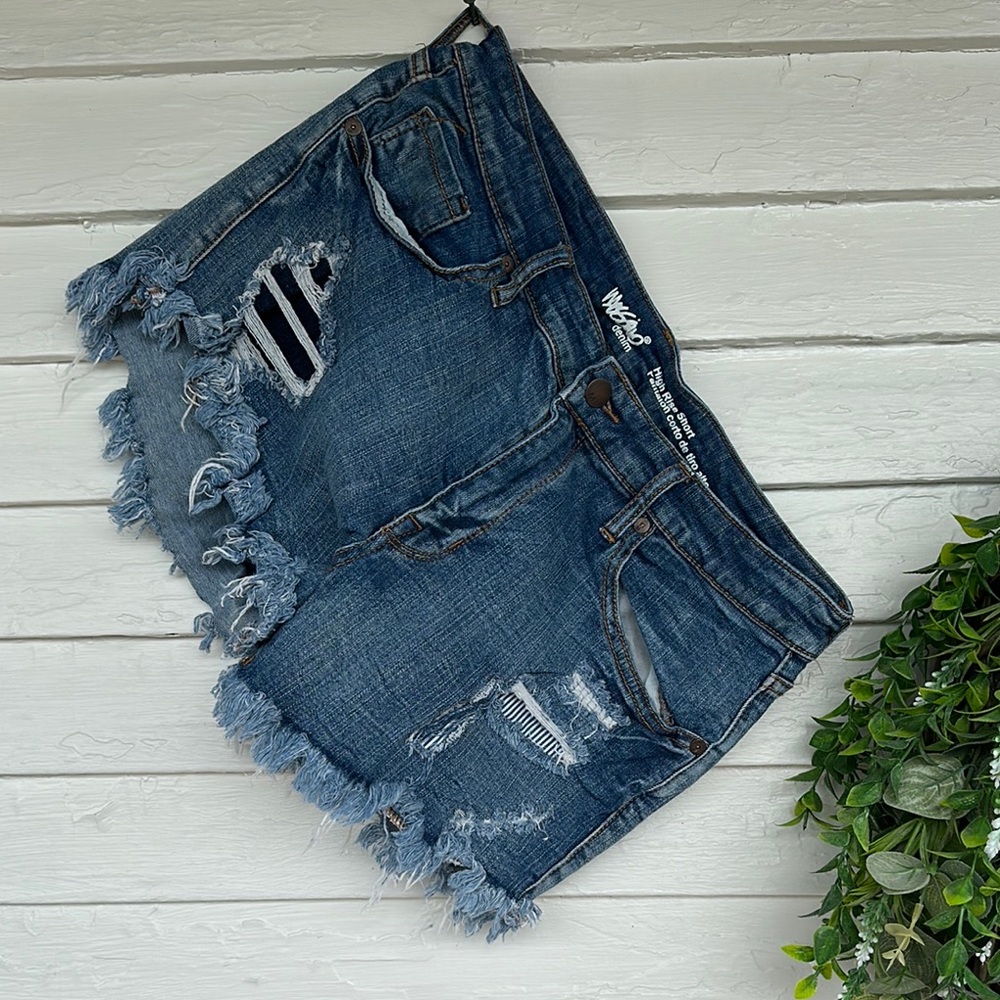Super Stretch Distressed Jean Shorts with Frayed Hem and Patches 14